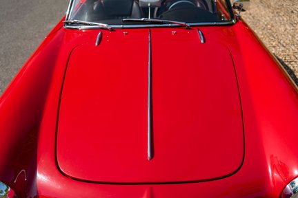 Alfa Romeo Giulietta Spider by Pininfarina 8