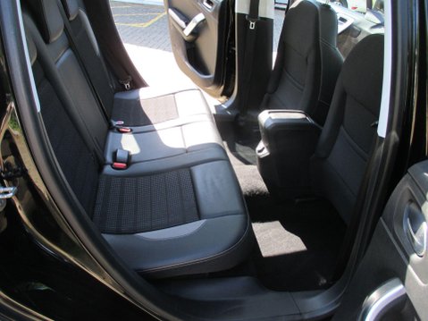 Peugeot 2008 1.2 PureTech Allure Premium Euro 6 (s/s) 5dr 30