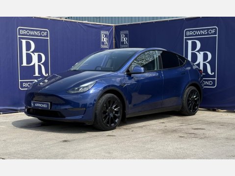 Tesla Model Y (Dual Motor) Long Range SUV 5dr Electric Auto 4WDE (384 bhp) 9
