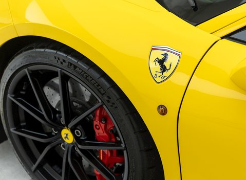 Ferrari 488 Pista 23