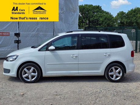 Volkswagen Touran 1.4 TSI BlueMotion Tech SEL MPV 5dr Petrol DSG Euro 6 (s/s) (150 ps) 4