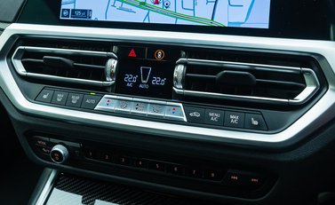 BMW M4 COMPETITION M XDRIVE 23