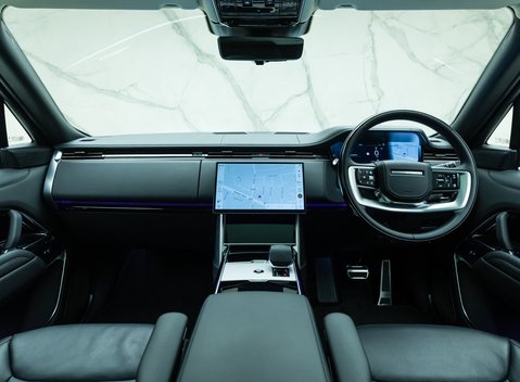 Land Rover Range Rover D350 AUTOBIOGRAPHY LWB 23