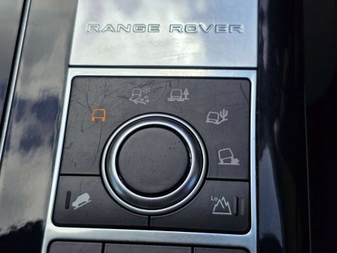 Land Rover Range Rover 3.0 Range Rover Vogue TDV6 Auto 4WD 5dr 50