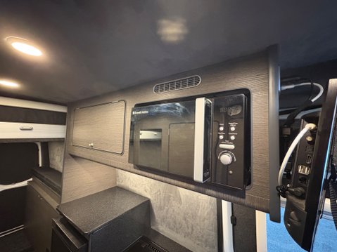 Mercedes-Benz Racetruck Sport Tech Conversion 38