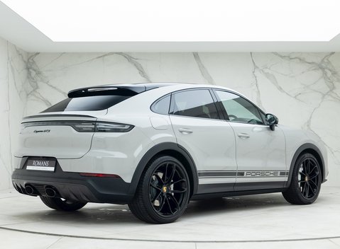 Porsche Cayenne GTS Coupé 7