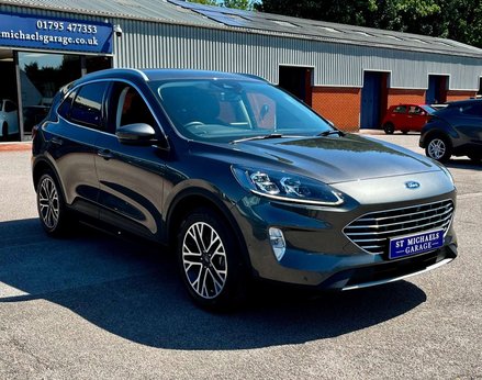 Ford Kuga 2.5 Kuga Titanium First Edition PHEV CVT 5dr 4