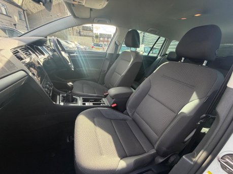 Volkswagen Golf MATCH TDI 21