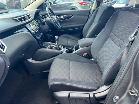 Nissan Qashqai 1.2 DIG-T Acenta 2WD Euro 5 (s/s) 5dr 24