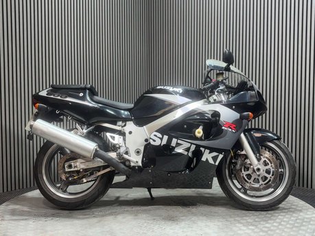 Suzuki GSXR 600 1999 SRAD GOOD RUNNING PROJECT BIKE 600CC SPORT