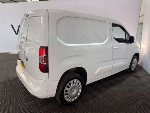Vauxhall Combo 1.5 Combo 2300 Professional Turbo D S/S 10