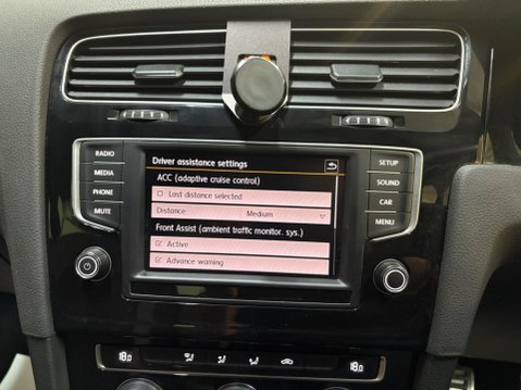 Volkswagen Golf 2.0 TSI BlueMotion Tech R 4Motion Euro 6 (s/s) 5dr 30