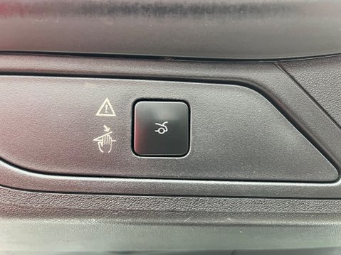 Citroen Grand C4 Spacetourer BLUEHDI FLAIR S/S 8