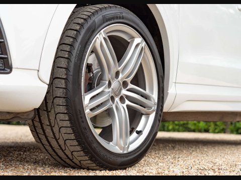 Audi Q3 2.0 Q3 S Line+ TDI Quattro 4WD 5dr 26