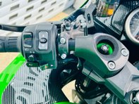 Kawasaki ZX ZZR 1400 11