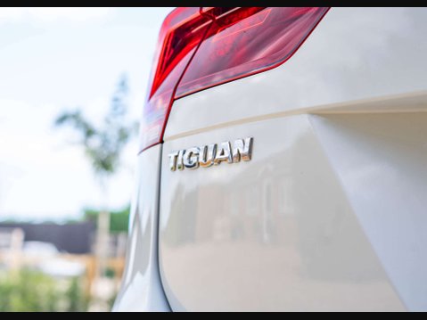 Volkswagen Tiguan 1.5 Tiguan R-Line TSi Evo Semi-Auto 5dr 40