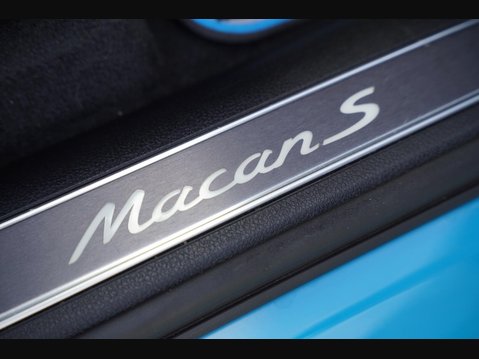 Porsche Macan 3.0T V6 S PDK 4WD Euro 6 (s/s) 5dr 40