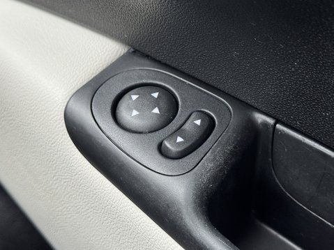 Fiat 500 1.0 Mild Hybrid Dolcevita [Part Leather] 3dr 27