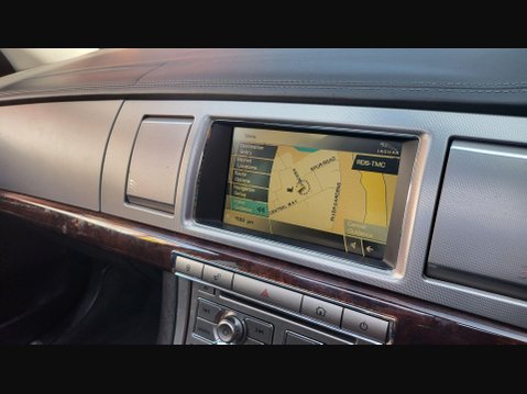 Jaguar XF PREMIUM LUXURY V6 28