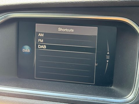 Volvo V40 2.0 D3 R-Design Nav Plus Euro 6 (s/s) 5dr 16