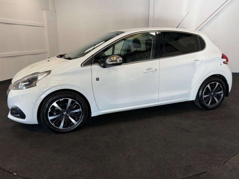 Peugeot 208 1.2 208 Tech Edition S/S 5dr 2