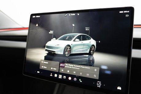 Tesla Model 3 (Dual Motor) Performance Saloon 4dr Electric Auto 4WDE (460 ps) 11