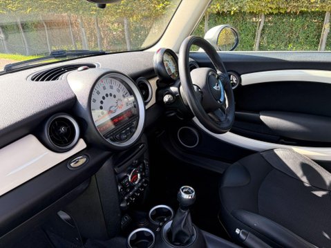 Mini Hatch 2.0 Cooper SD Euro 5 (s/s) 3dr 12