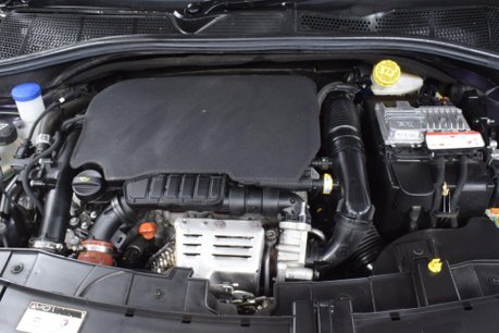 Citroen C4 Cactus PURETECH FEEL S/S 42