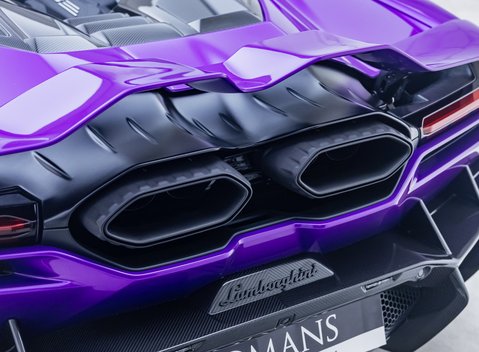 Lamborghini Revuelto 42