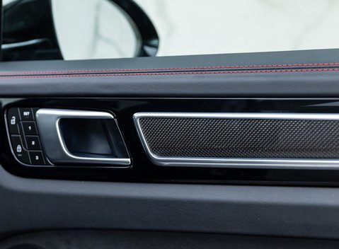 Porsche Cayenne GTS 23