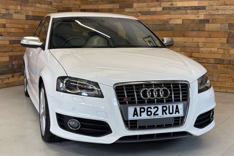 Audi S3 2.0 TFSI Sportback 5dr Petrol S Tronic quattro Euro 4 (265 ps) 4