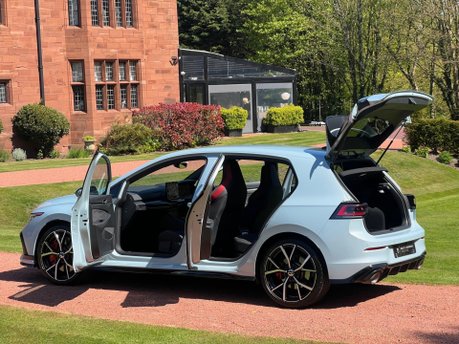 Volkswagen Golf GTI CLUBSPORT TSI DSG 11