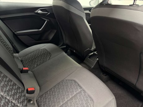 Audi A1 1.0 A1 Sportback 30 TFSI Sport 5dr 32