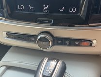 Volvo V90 (Sold) 2.0 D4 Momentum Plus Estate 5dr Diesel Auto Euro 6 (s/s) (190 ps) 24