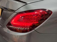 Mercedes-Benz C Class 2.0 C300d AMG Line (Premium Plus) Saloon 4dr Diesel G-Tronic+ Euro 6 (s/s) 31