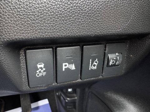 Honda Jazz 1.3 i-VTEC EX Navi CVT Euro 6 (s/s) 5dr 31