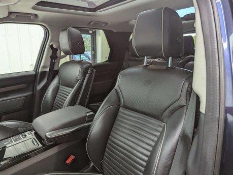 Land Rover Discovery 3.0 Discovery HSE TD6 Auto 4WD 5dr 53