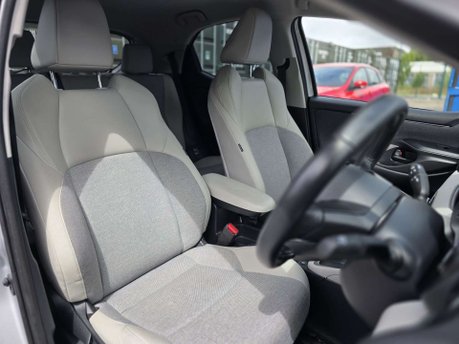 Toyota Yaris 1.5 VVT-h Excel Hatchback 5dr Petrol Hybrid E-CVT Euro 6 (s/s) (116 ps) 18