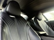 Aston Martin DB11 V8 44