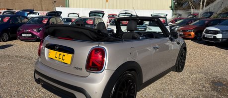 Mini Convertible COOPER…CONVERTIABLE…AUTOMATIC …FULL MINI HISTORY…SAT NAV.. 1