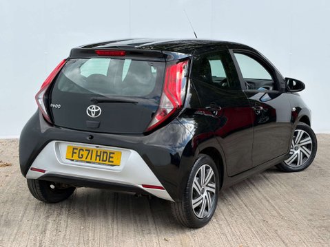 Toyota Aygo 1.0 Aygo X-Play TSS VVT-i 5dr 24