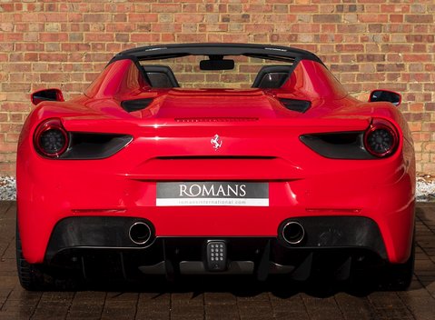 Ferrari 488 Spider 5