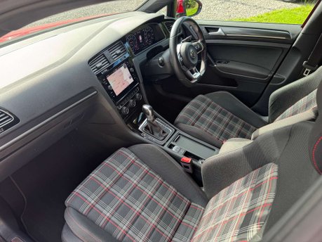 Volkswagen Golf 2.0 Golf GTi TSi Semi-Auto 5dr 36