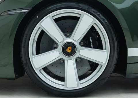 Porsche 911 Turbo 50 YEARS (992)