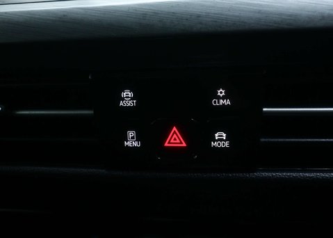 Volkswagen Golf 1.4 TSI 13kWh Style Hatchback 5dr Petrol Plug-in Hybrid DSG Euro 6 (s/s) (2 34