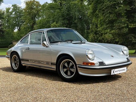 Porsche 911 Carrera Sport Back-Date 3