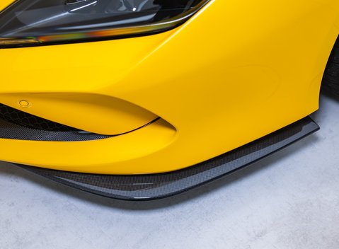 Ferrari F8 SPIDER 44