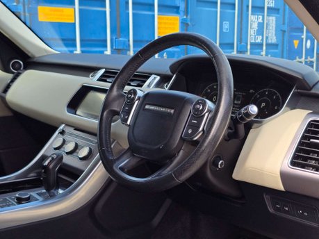 Land Rover Range Rover Sport 3.0 SD V6 HSE SUV 5dr Diesel Auto 4WD Euro 6 (s/s) (306 ps) 44