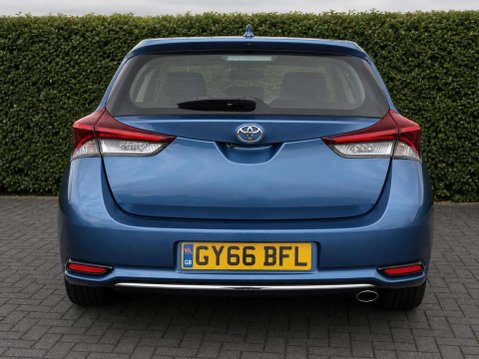 Toyota Auris 1.2 VVT-i Business Edition Hatchback 5dr Petrol Manual Euro 6 (s/s) (116 ps 6