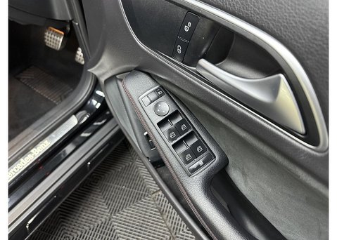 Mercedes-Benz GLA 1.6 GLA200 AMG Line Edition SUV 5dr Petrol 7G-DCT Euro 6 (s/s) (156 ps) 31